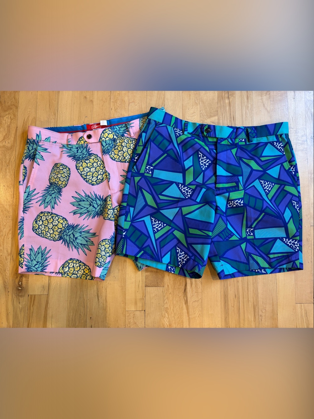 Two pair Men’s Shinesty shorts 🩳